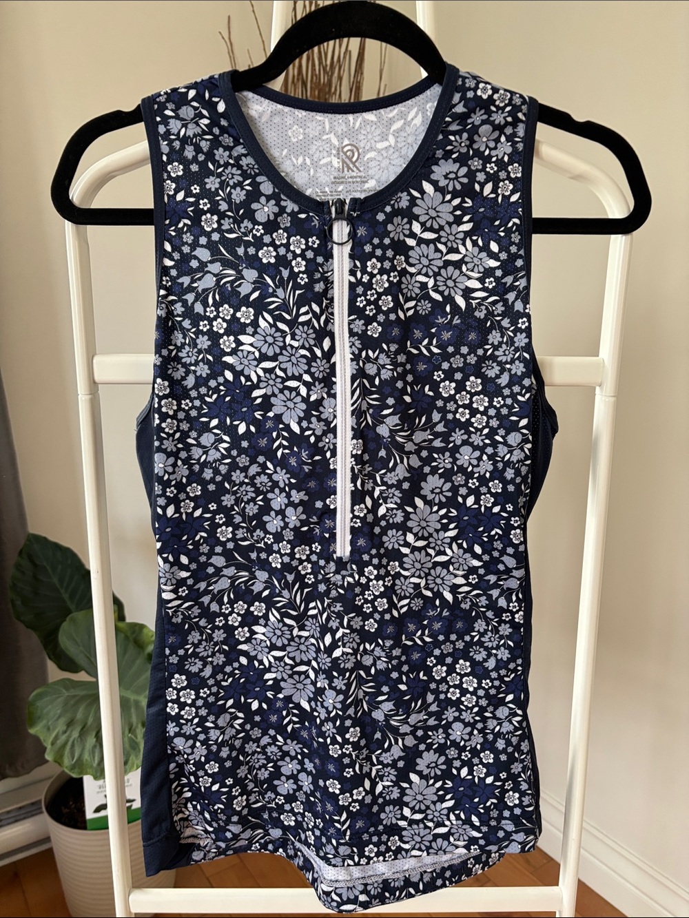 Jolie Ride Navy Floral Zip-Front Cycling Tank